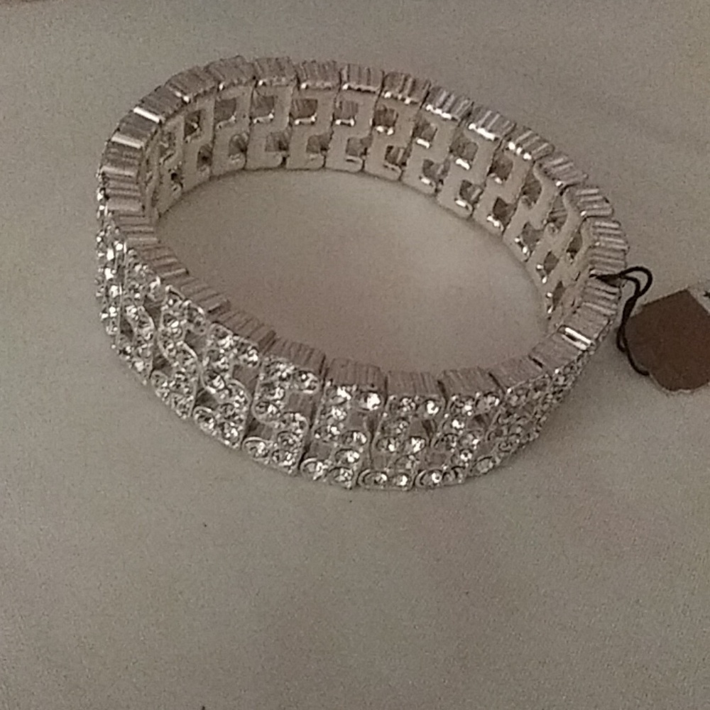 Bracelet - Picture 2 of 4